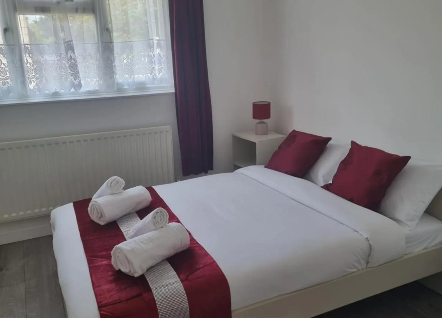 Holiday home Coolfin House-Close To Excel, Contractors, Relocators, Paid Parking Villa London